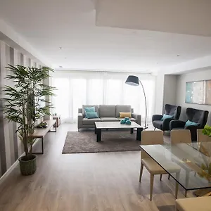 Apartment Salitre Premium 4 Bedrooms, Malaga